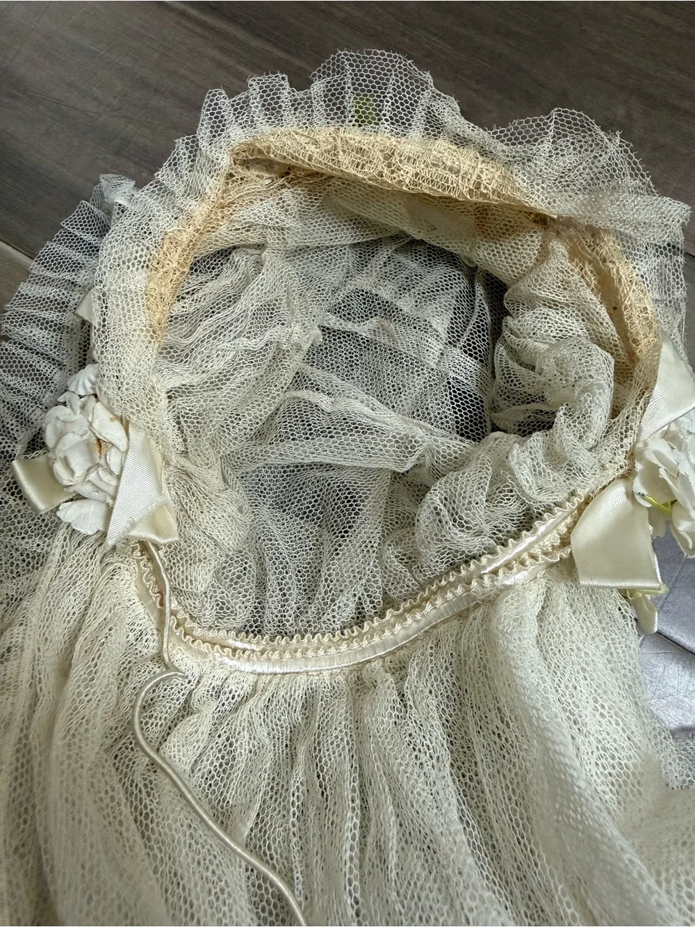 Vintage 1920s Juliet Cap Veil with Silk Floral Accents & Lace Netting